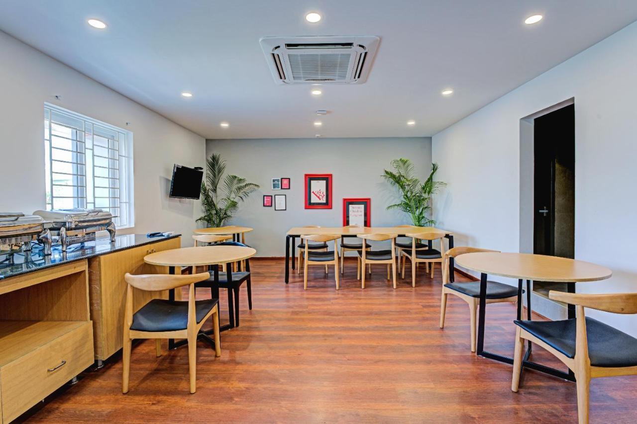 Oyo Townhouse 74871 Thoraipakkam Hotel Csennai Kültér fotó
