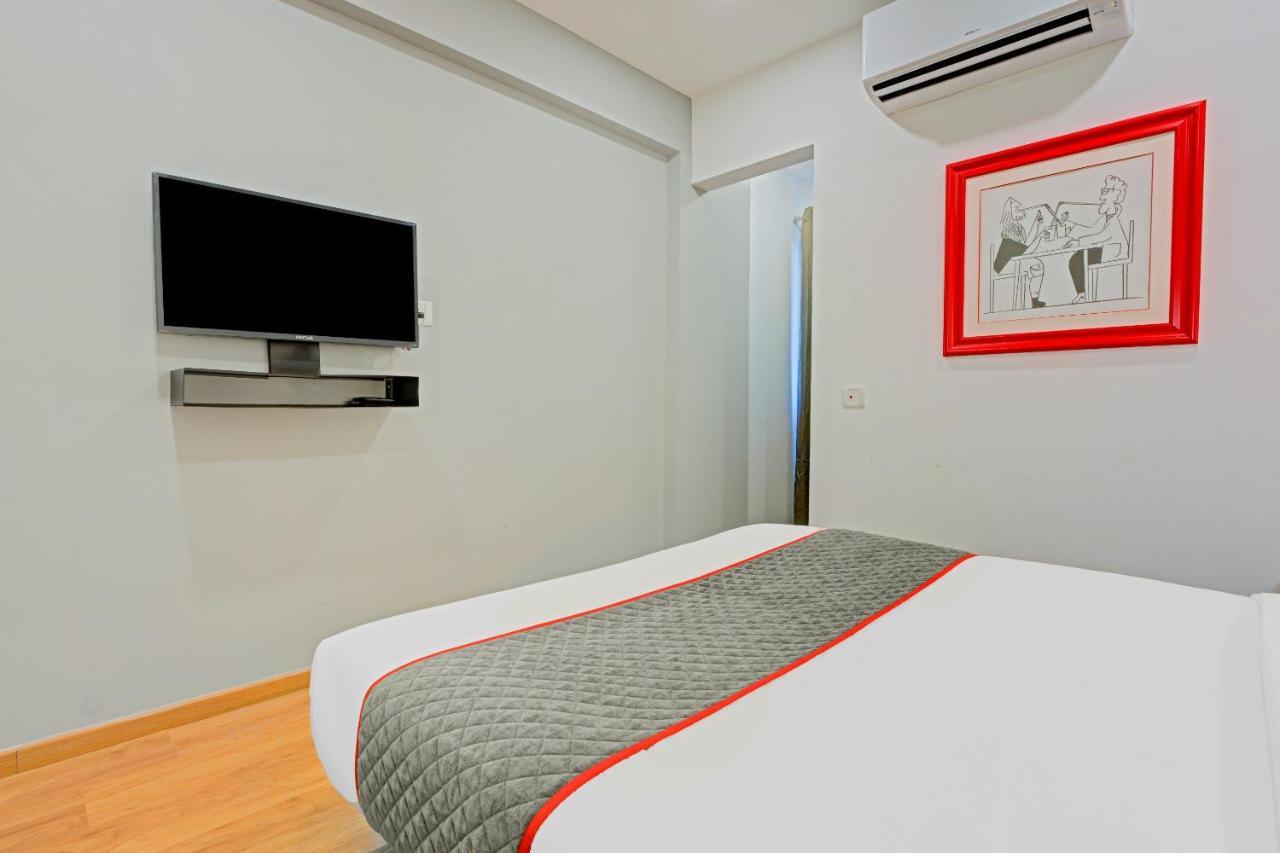 Oyo Townhouse 74871 Thoraipakkam Hotel Csennai Kültér fotó